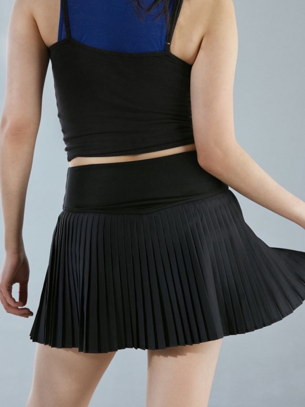 Black Pleated Women’s Skort urban outfitters M